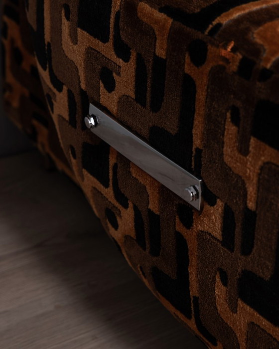 Image 1 of DIVANO A TRE POSTI VINTAGE ANNI 70 IN VELLUTO MULTICOLORE DESIGN ITALIANO