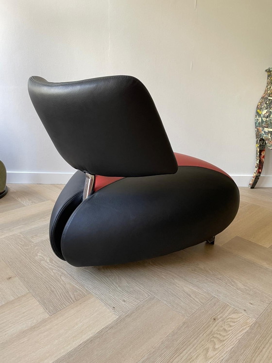 Leolux Pallone Black/Red Mint condition – Armchairs, Leather, Metal (photo 4 of 6)