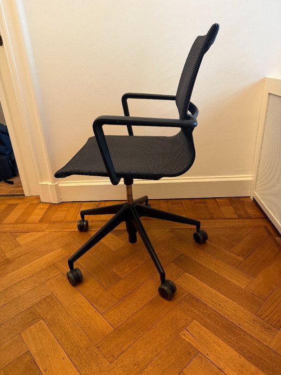 Image 1 of Vitra Physix Studio Bürostuhl