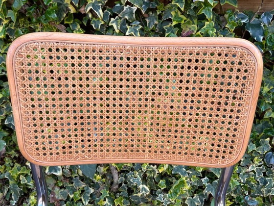 Image 1 of Stuhl aus Holz und Rohrgeflecht im Stil von Marcel Breuer