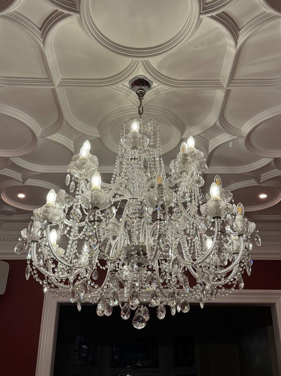 Magnifico lampadario a più livelli in cristallo boemo a 24 luci – Funzionante e in ottime condizioni – Crystal (photo 7 of 8)