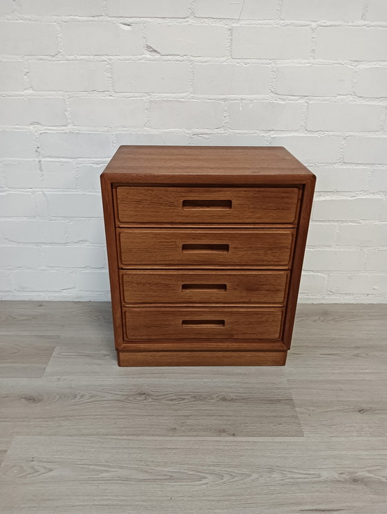Image 1 of Vintage chest of drawers, Dyrlund. Many beautiful details.
