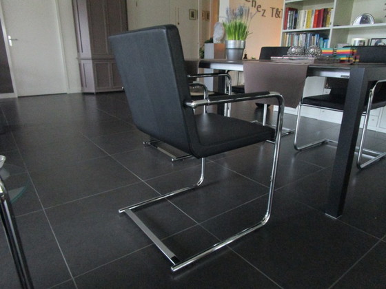 Kristalia Sushi Esstisch (Design: Bartoli Design) Mit 4 H5L Esszimmerstühlen (Design Walter Hösel) (photo 8 of 18)