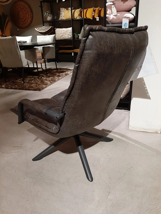 Eleonora Mitchell Sessel