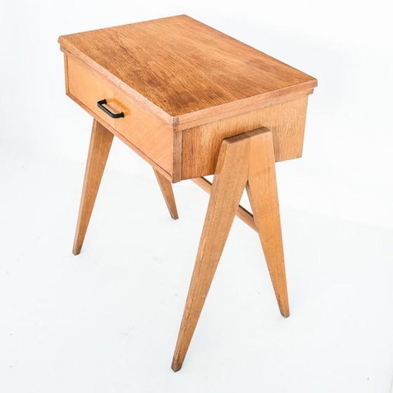 Consolle o tavolino vintage. Gambe oblique in rovere - Francia anni '60 – Console, Wood (photo 3 of 13)