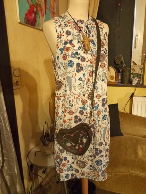 Vintage handtas met hartvormig hart, traditionele Oktoberfest-kostuums – crossbody tassen, Metal, Textile