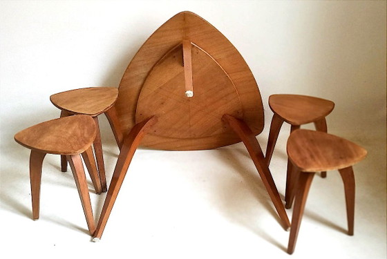 Set tavolo e quattro sgabelli Anni '50, Set da pranzo, Legno, Marrone, Mid Century Modern (foto 6 di 8)