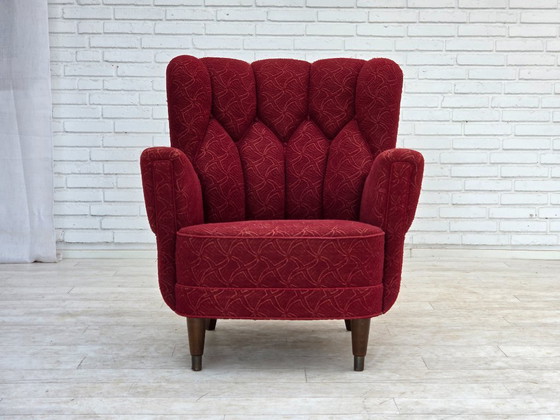 Image 1 of Anni '60, poltrona danese, tessuto originale rosso per mobili.
