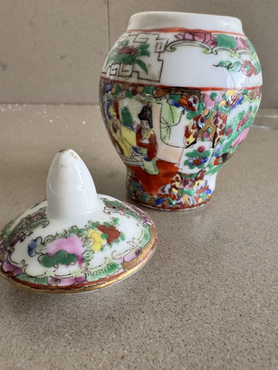 Chinese Ginger Jar – Vases, Porcelain (photo 5 of 6)