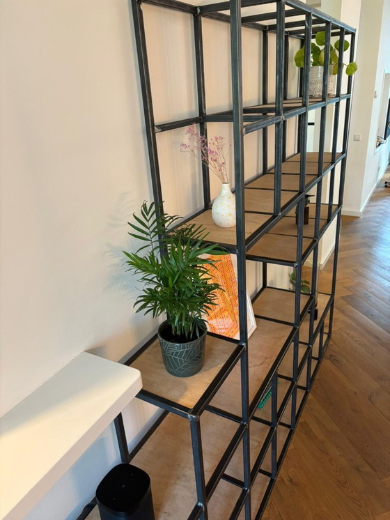 Image 1 of Armario de pared de acero - Atractivo industrial