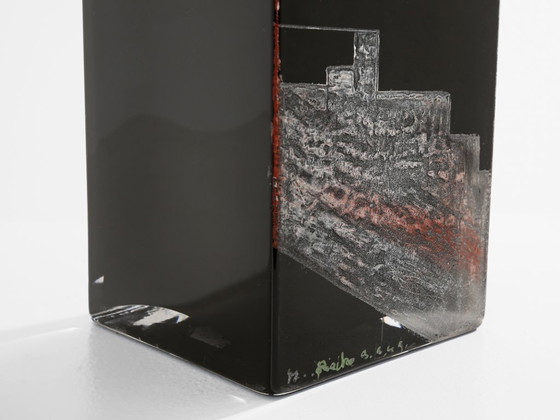 Image 1 of Jarrón rojo de cristal opalino negro Art Déco de Anatole Riecke, 1949.