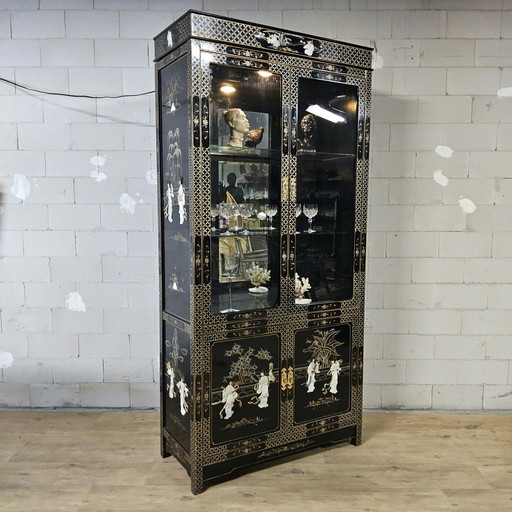 Vintage Chinese vitrinekast / Aziatische kast / Chinoiserie / oosterse kast / display cabinet / bohemian kast