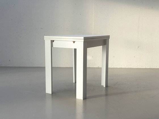 Image 1 of Kompakter Tisch, ausziehbar in Weiss, frühe 2000er Jahre 