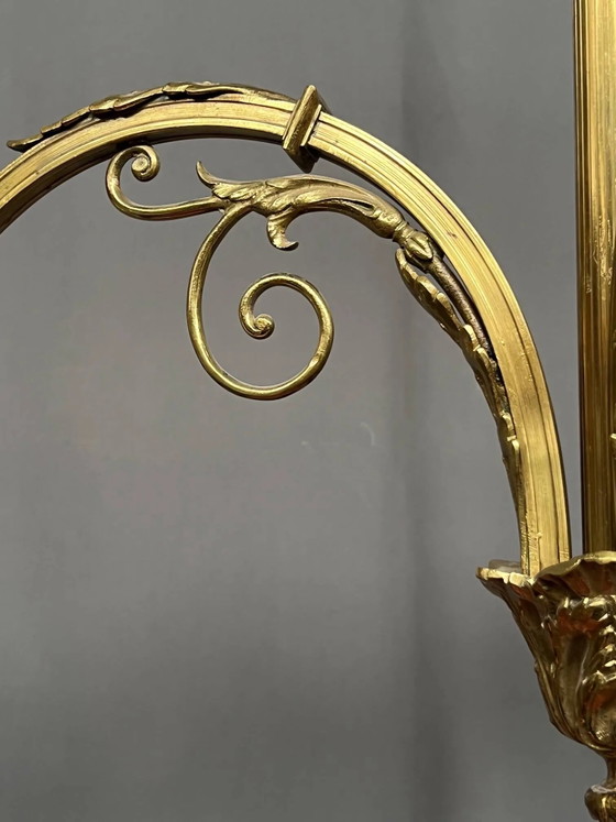 Lampadario in stile Luigi XV. Bronzo massiccio dorato. – Bronze (photo 3 of 6)