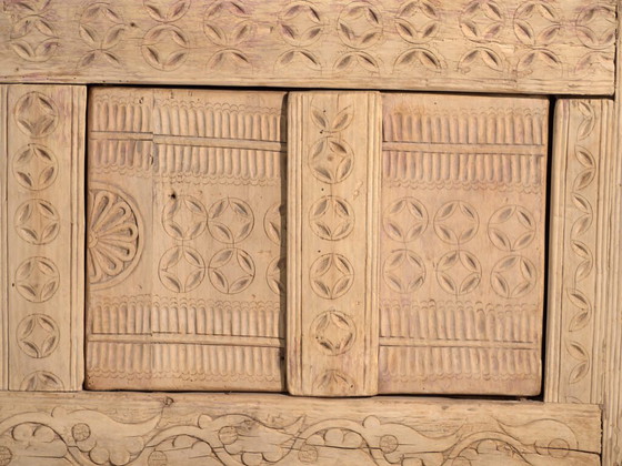Antique carved low sideboard in fir wood – China, circa 1930 (photo 35 of 40)