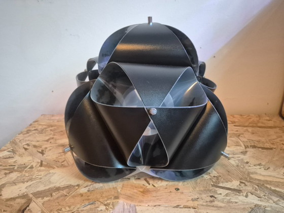 Image 1 of Design Klassieker: QAYOT Ortensia lampen