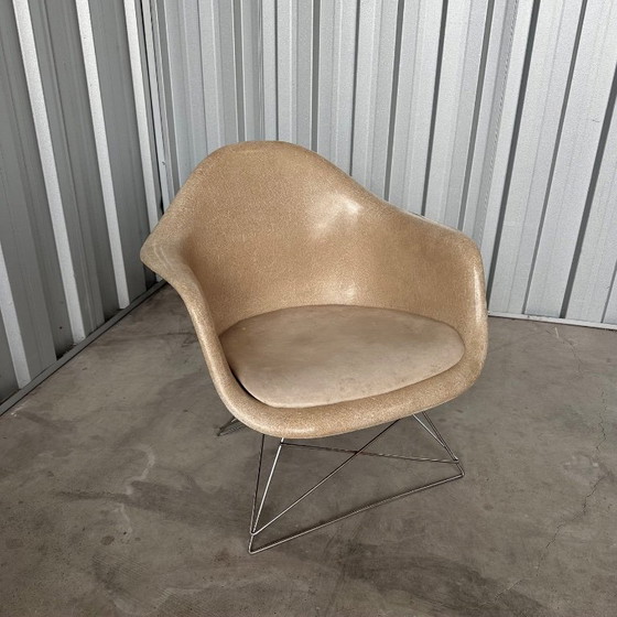 Image 1 of Poltrona Eames LAR, Charles Eames e Ray Eames, Herman Miller