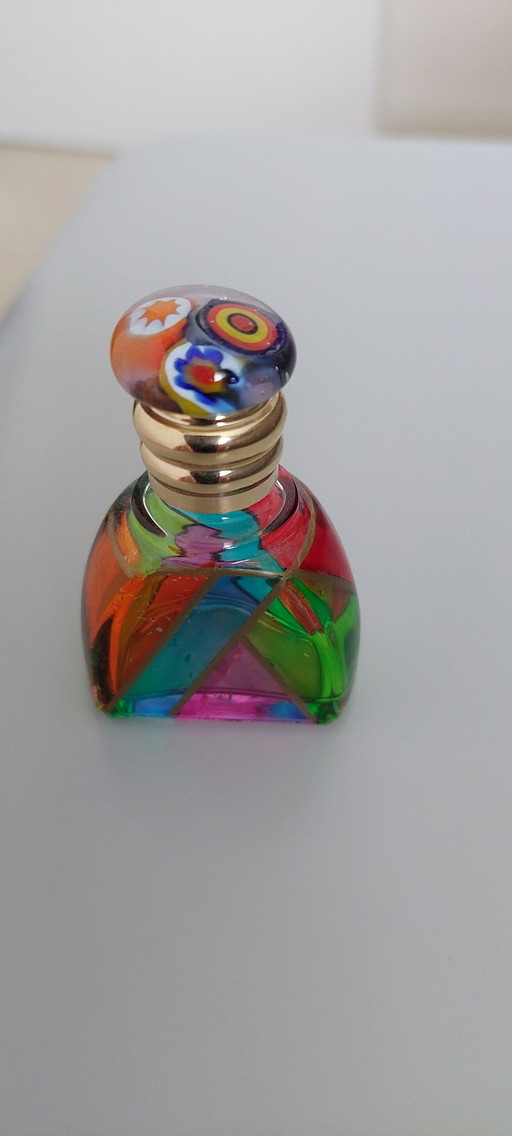 Frasco de perfume antiguo de vidrieras de Murano