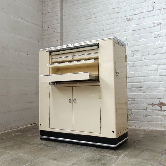 Image 1 of Vintage industrieel tandarts kabinet