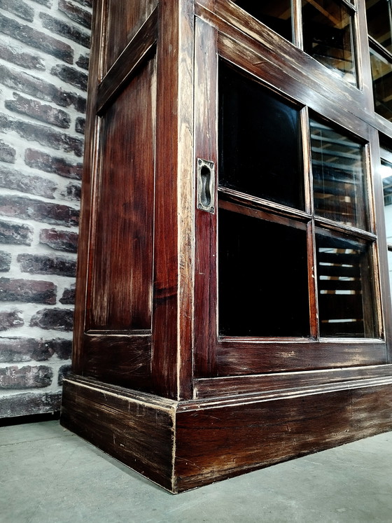 Image 1 of Vitrine / Meuble de bibliothèque / Buffet / Meuble scolaire