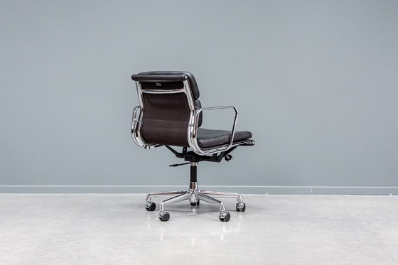Image 1 of Eames EA217 office chair