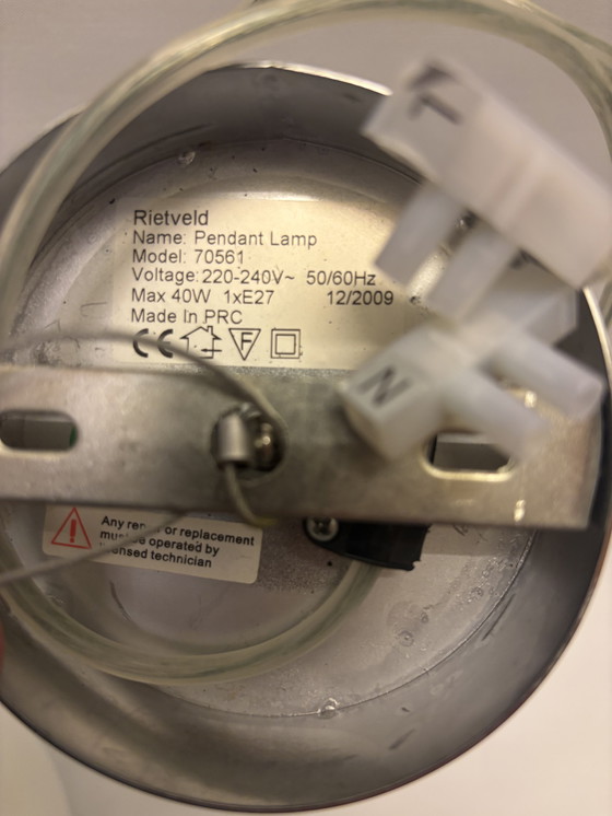 Image 1 of Lampada a sospensione Rietveld – lampada a sospensione a forma di lacrima in vetro bianco e cromo – condizioni eccellenti (2009)