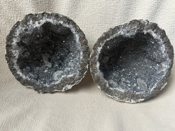 Image 1 of Coconut geode mineral from Las Choyas, Chihuahua, Mexico.
