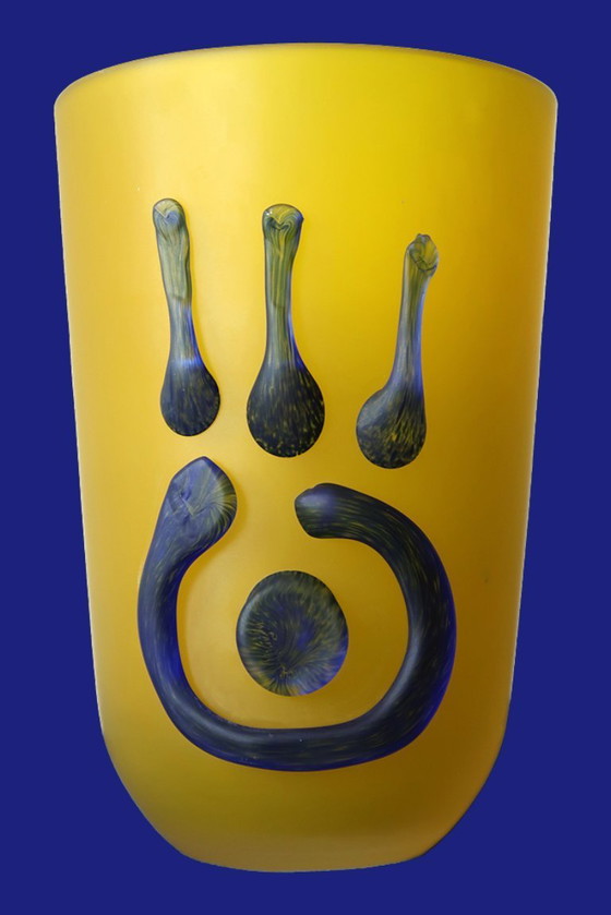 Image 1 of Vaso in vetro opaco, blu/giallo