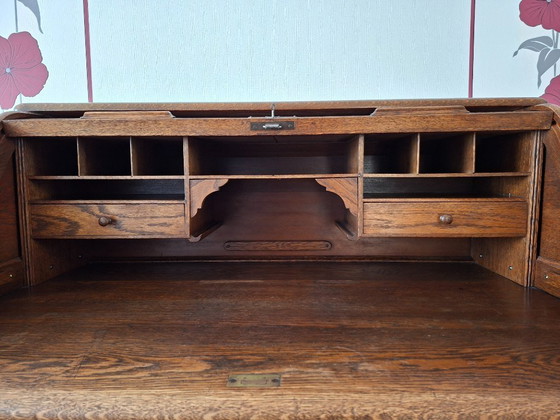 Image 1 of Scrivania antica in rovere con piano a rullo – completamente funzionale con chiave
