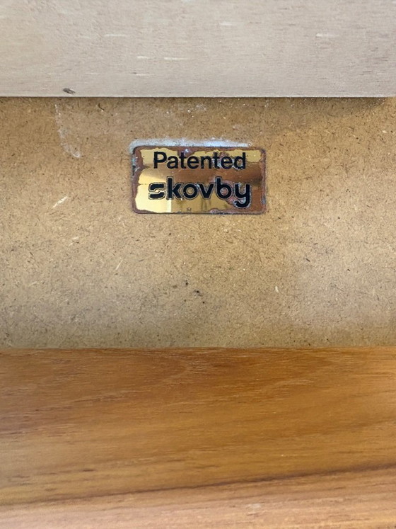 Vintage Skovby Extending Dining Table – Danish Teak – Scandinavian Design  A superb vintage Skovby extending (photo 6 of 13)