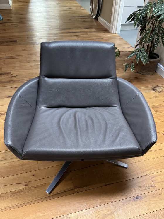 Image 1 of Montis Hugo Drehsessel aus braunem Leder