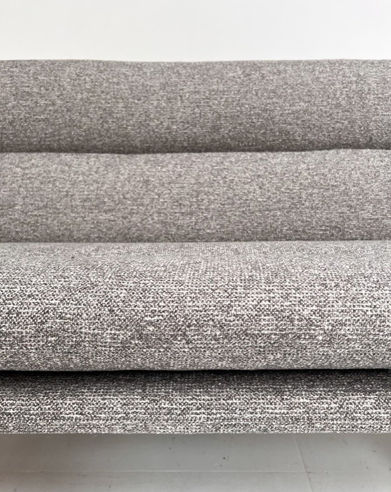 Image 1 of Sofá de dos plazas Artifort Kho Liang Ie retapizado, años 60