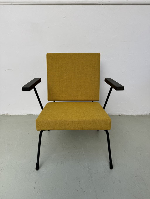 Gispen 1401 armchair by Wim Rietveld