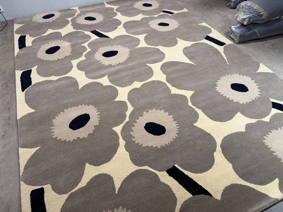 Image 1 of Brink en Campman Marimekko Unikko Greige 250 x 350 cm