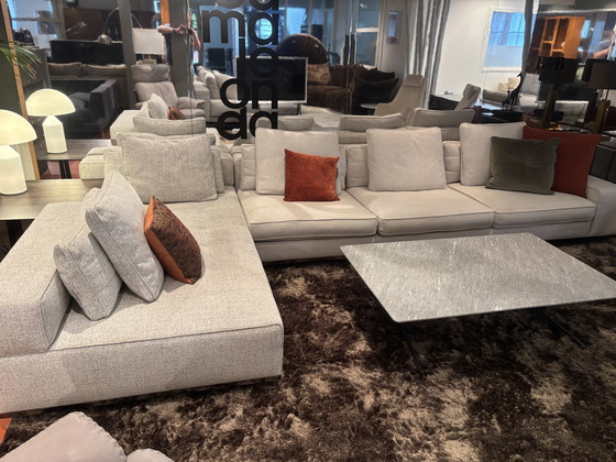 Image 1 of Minotti Lawrence configuration 225x410cm fabric cat.G