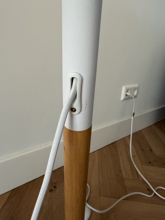 White Tripod Lamp by Zuiver – Floor lights, Canvas, Wood (photo 5 of 8)