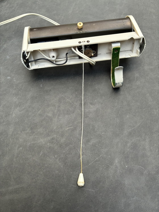 Vintage Compact Picture Light – Wall lights, Metal, Plastic (photo 11 of 13)