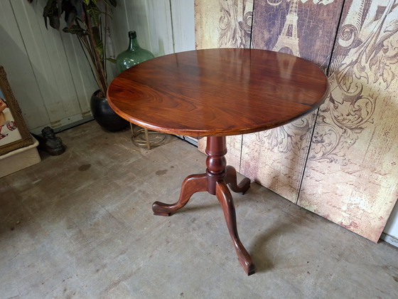 Image 1 of Clásica mesa auxiliar inglesa til top, mesa de vino, mesa de whisky, dim, 75x75cm y 75cm de alto.
