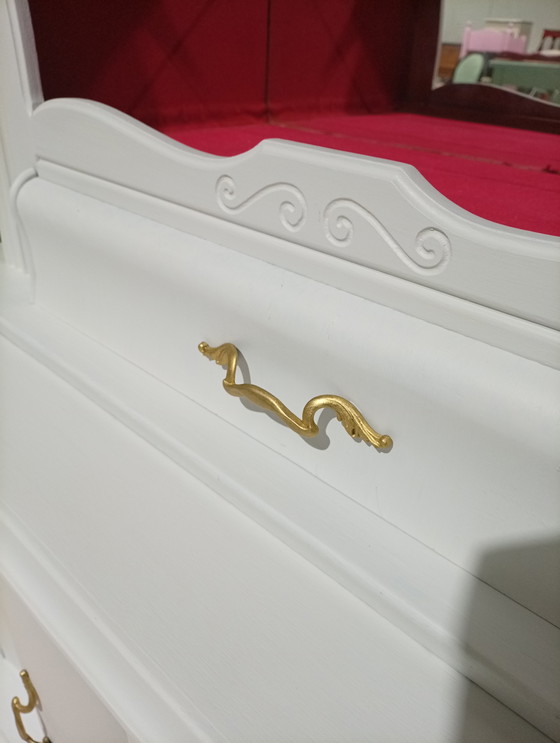 Image 1 of Vintage cabinet