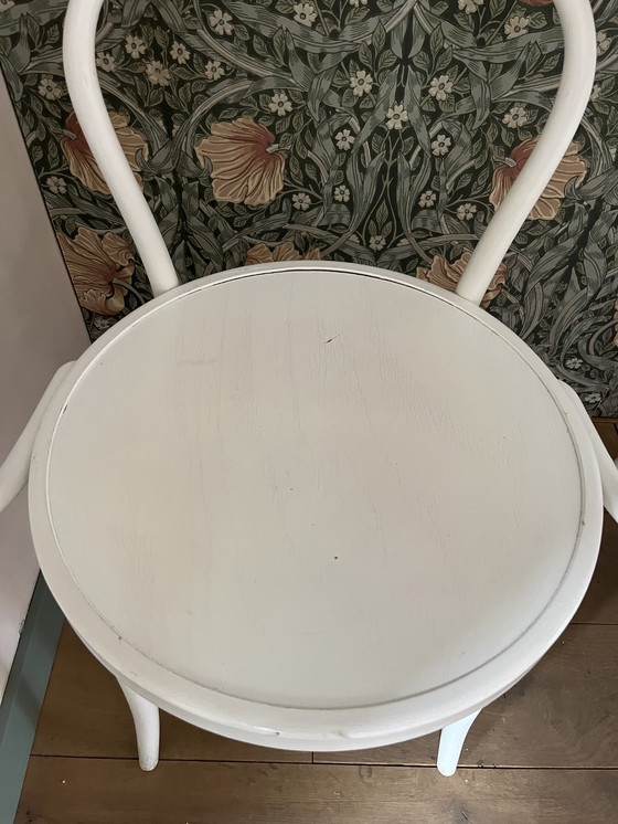 Image 1 of 2 Vintage Thonet stoelen – Model No. 204/ Vienna – Wit