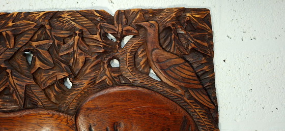 Image 1 of Gesneden houten wandpaneel – Afrikaanse dierenscène