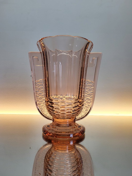 Jarrón Art déco Val Saint Lambert, serie Luxval modelo Romeo, color rosa, Bélgica