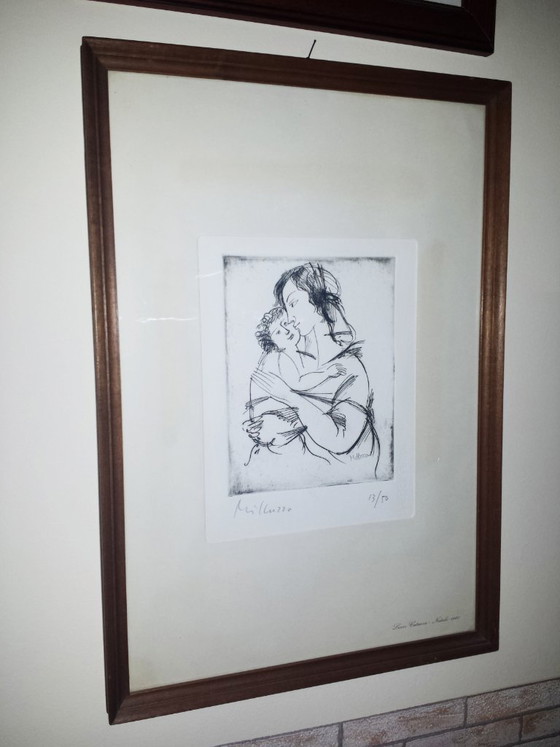 Image 1 of Gravure des années 1960, Milluzzo, Italie, Mère et enfant