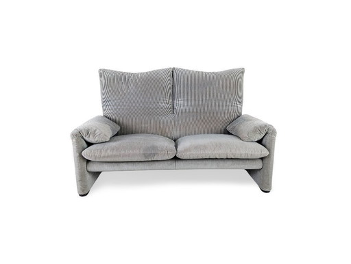 Cassina Maralunga 2-zitsbank Vico Magistretti corduroy stof bruingrijs