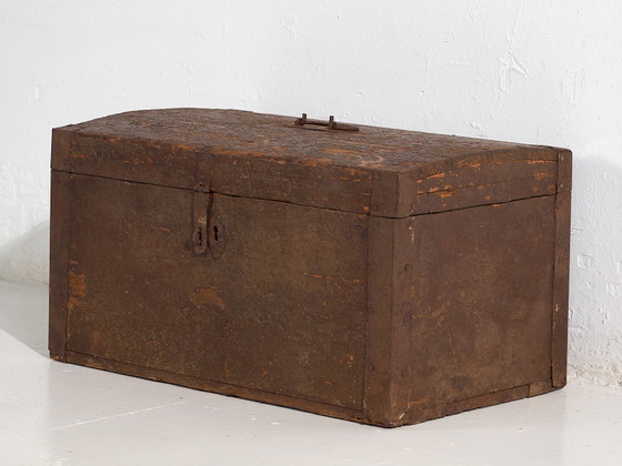 Coffre ancien avec structure métallique (c.1920) #3 – Commodes, Metal, Rustic (photo 28 of 34)