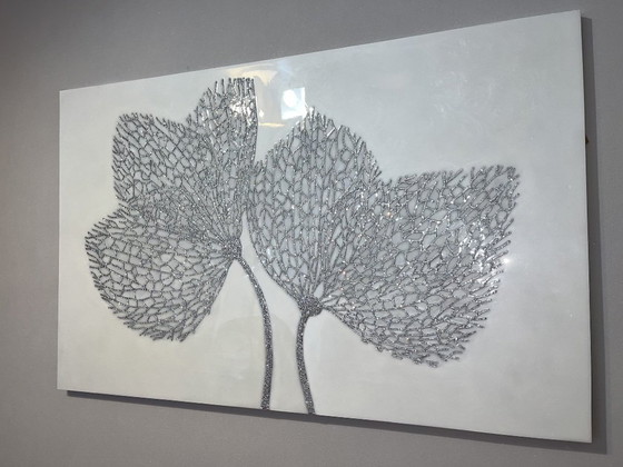 Image 1 of Panel de pared interior Physalis con incrustaciones de cristales.