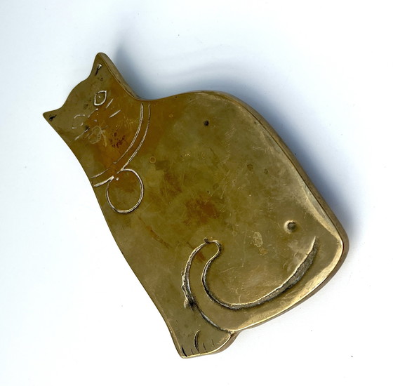 Image 1 of Salvamanteles de latón de mediados de siglo – Gato – Años 70