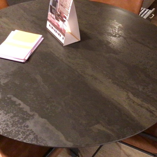 bert plantagie Carve eettafel - Ø130