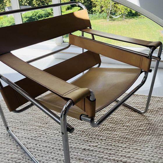 Image 1 of Vintage replica design stoel met tuigleer en buisframe - in redelijke staat