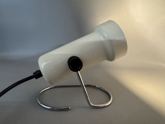 Image 1 of Projecteur vintage crème avec base chromée